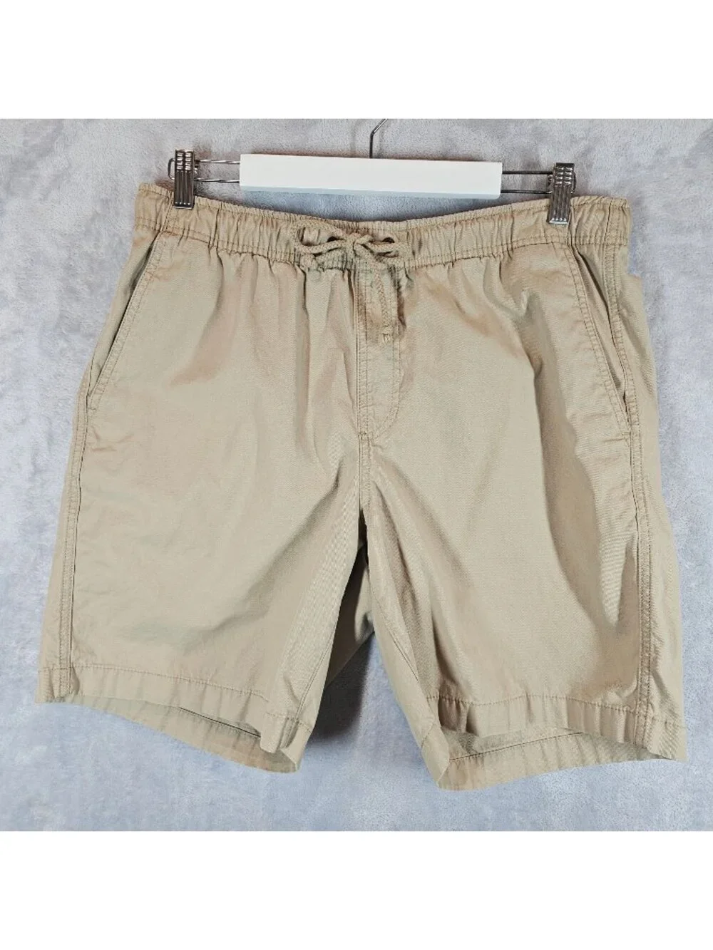L.L. Bean Mens L Classic Fit Tan Cotton Drawstring Shorts Beach vacation casual